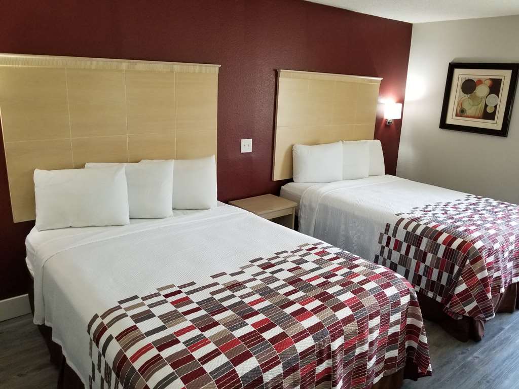 Red Roof Inn Raleigh North-Crabtree Mall-Pnc Arena Номер фото