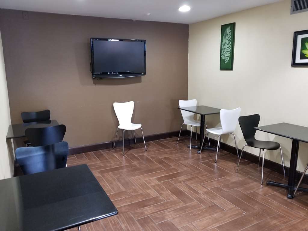 Red Roof Inn Raleigh North-Crabtree Mall-Lenovo Center Ресторан фото
