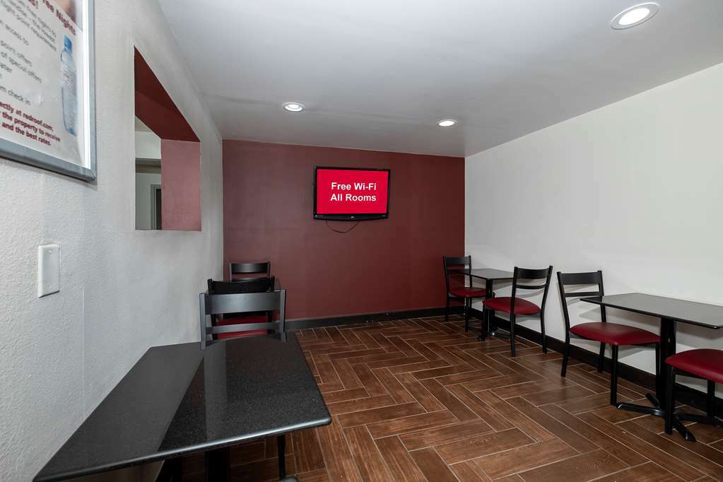Red Roof Inn Raleigh North-Crabtree Mall-Lenovo Center Удобства фото